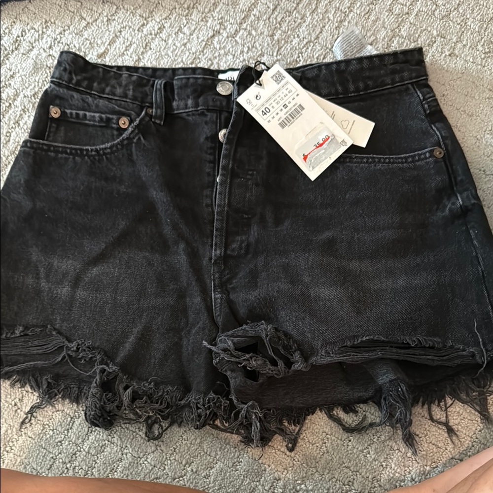 Zara Black Jean Shorts with Distressed Frayed Hem